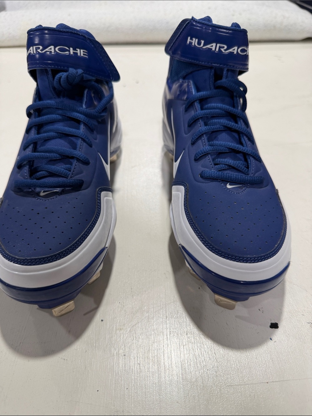 Nike Huarache Mid Top Men's Baseball Cleats in Royal Blue and White